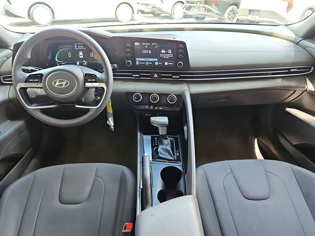Thumbnail: 2025 Hyundai Elantra - 9