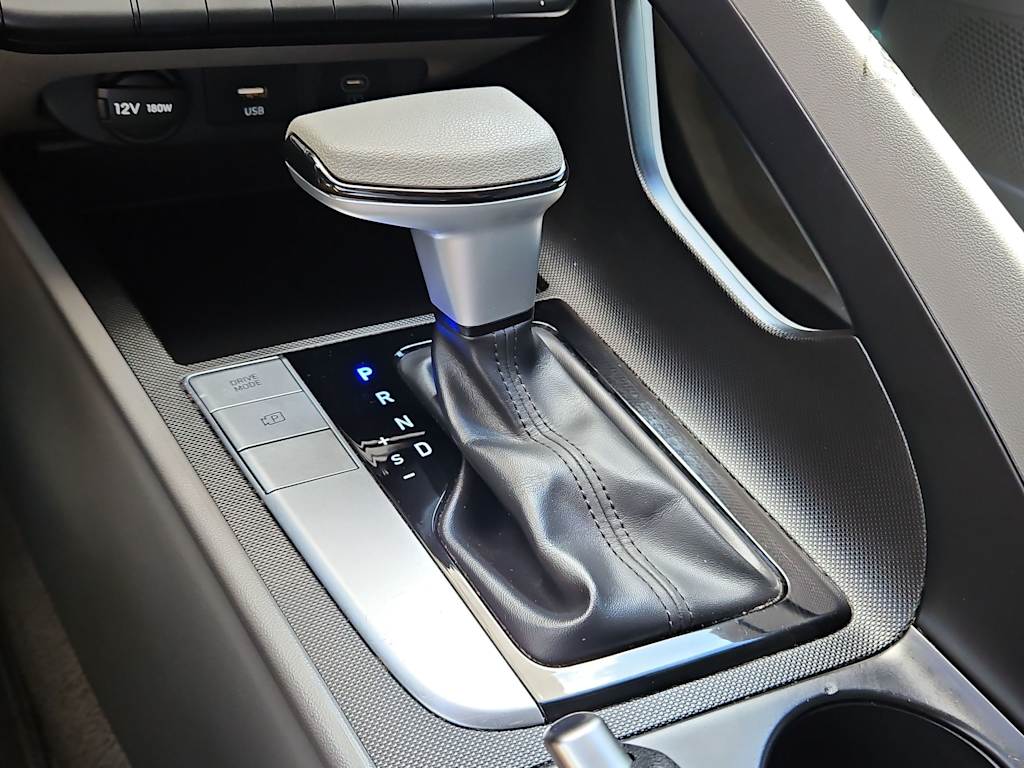 Thumbnail: 2025 Hyundai Elantra - 13