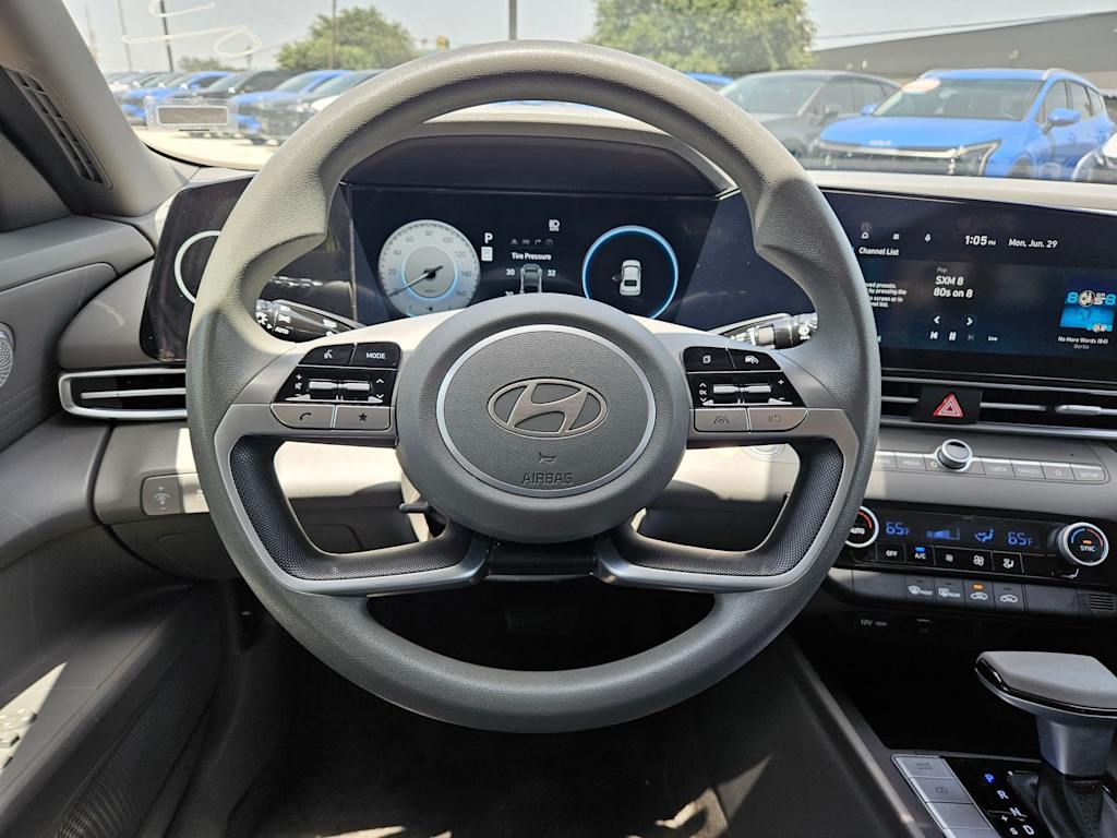 Thumbnail: 2024 Hyundai Elantra - 9