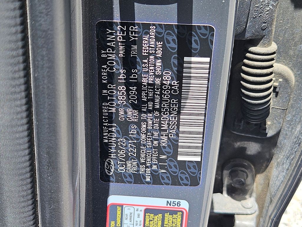 Thumbnail: 2024 Hyundai Elantra - 17