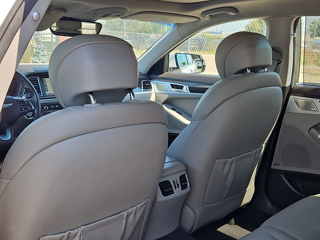 Thumbnail: 2019 Genesis G80 - 11