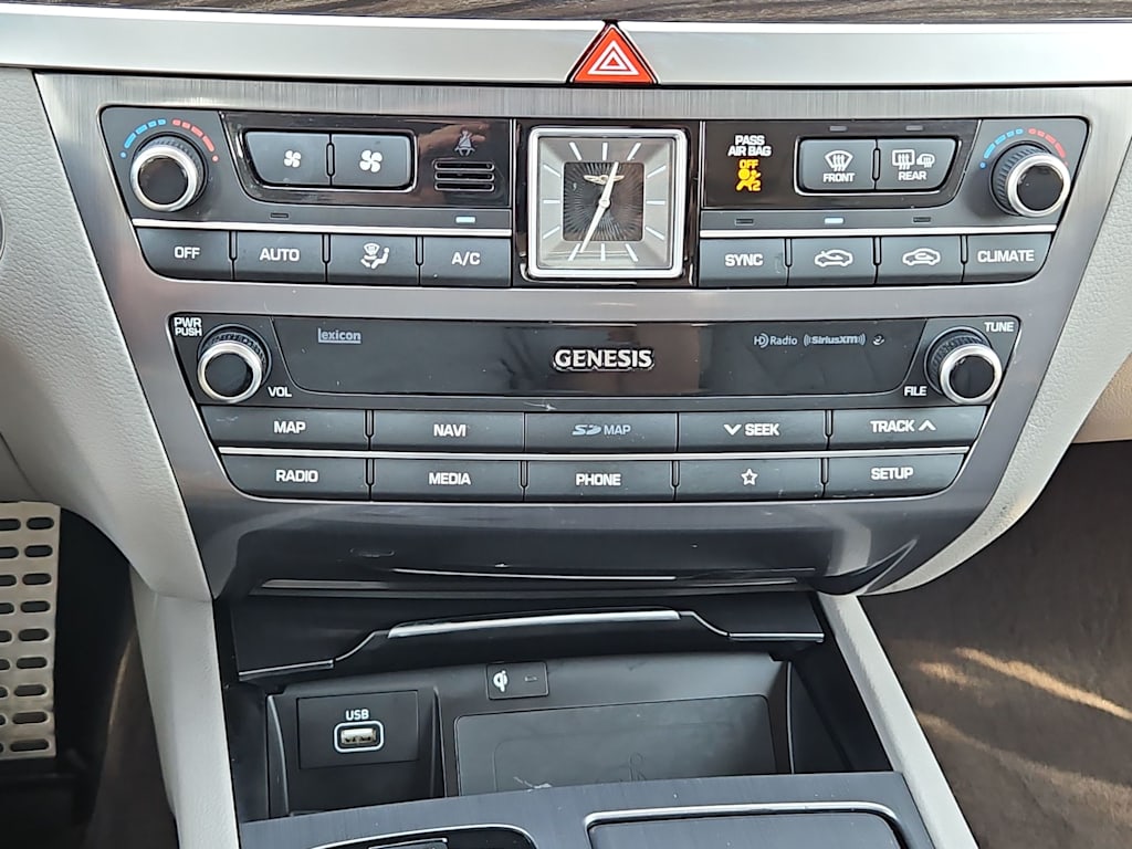Thumbnail: 2019 Genesis G80 - 39
