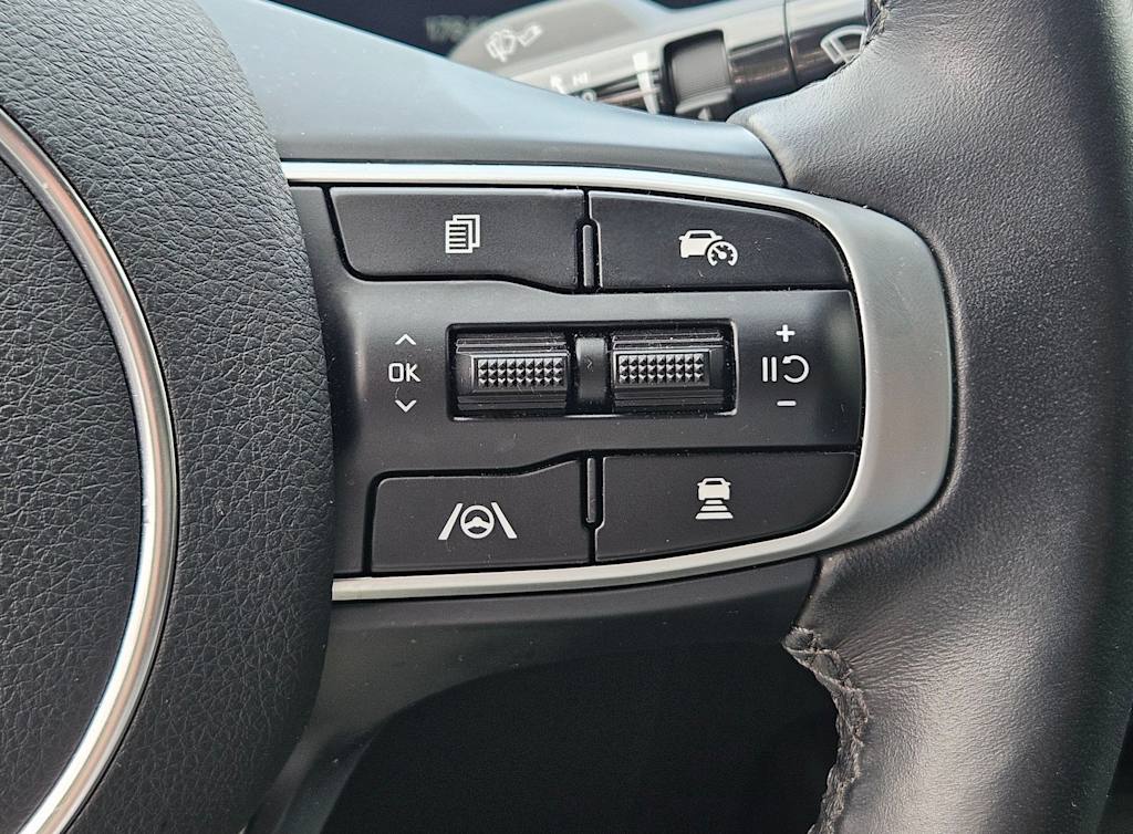 Thumbnail: 2025 Kia K5 - 23