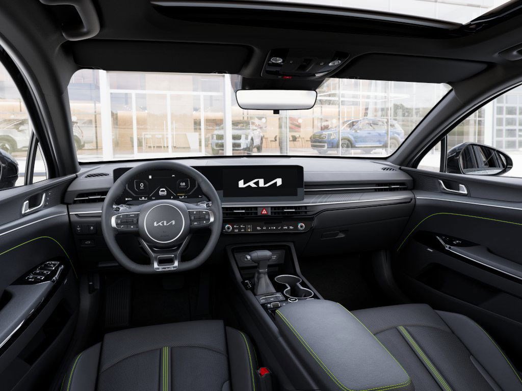 Thumbnail: 2026 Kia K5 - 2