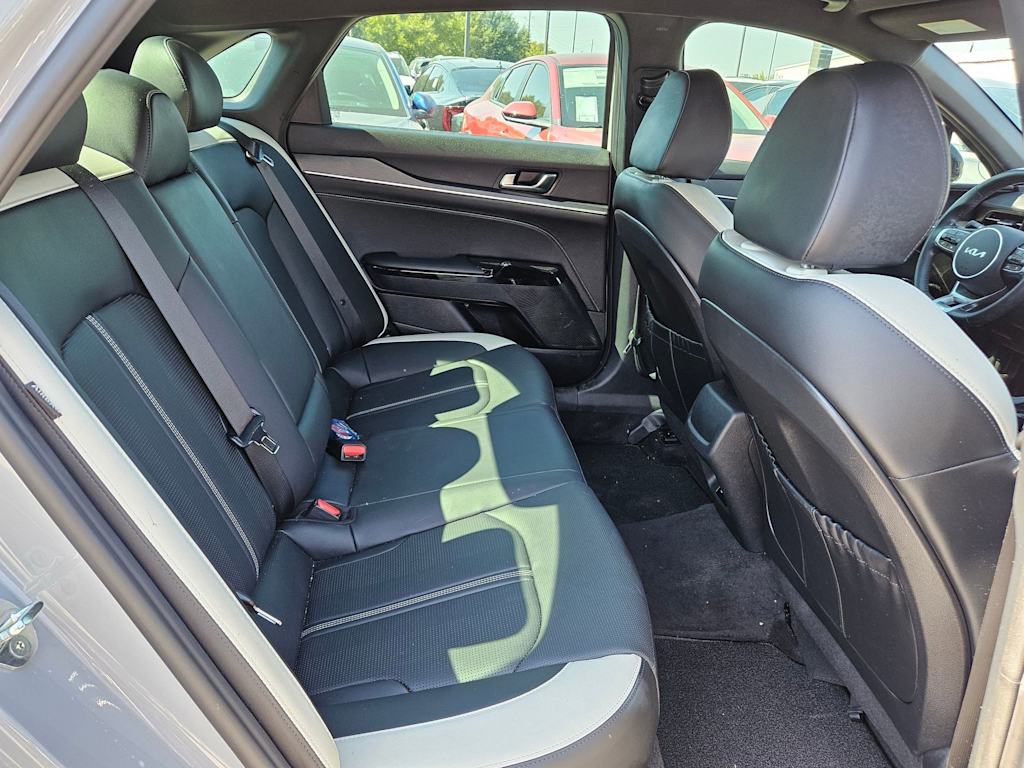 Thumbnail: 2025 Kia K5 - 23