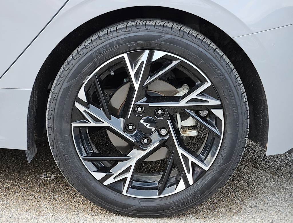 Thumbnail: 2025 Kia K5 - 8