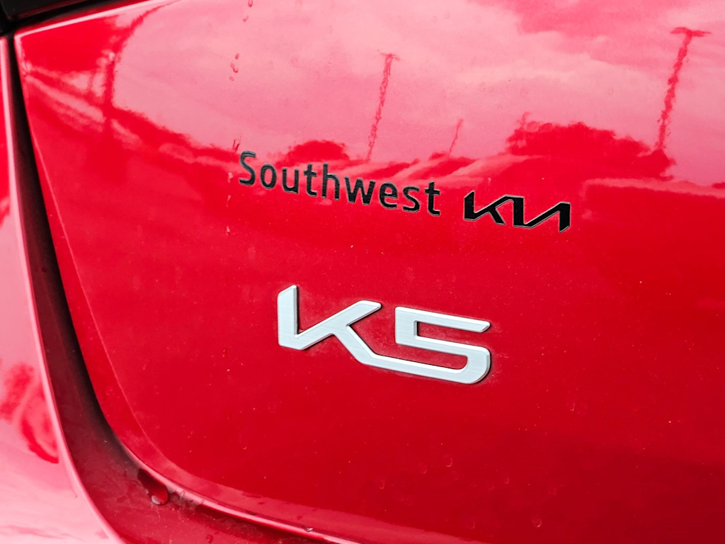 Thumbnail: 2025 Kia K5 - 18