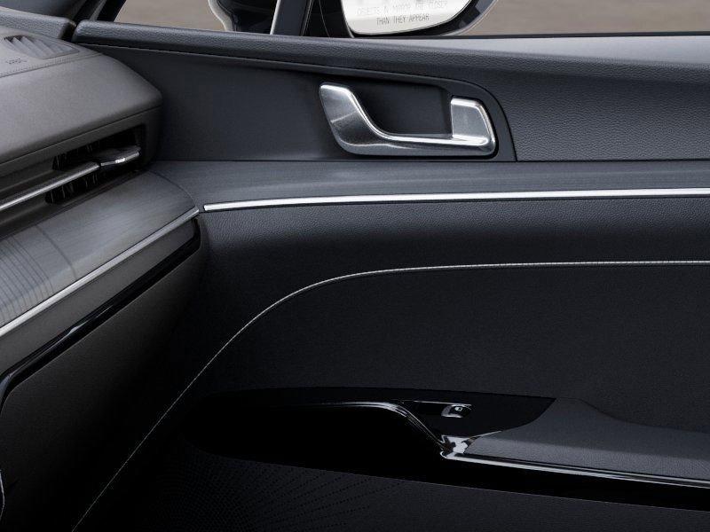 Thumbnail: 2025 Kia K5 - 24