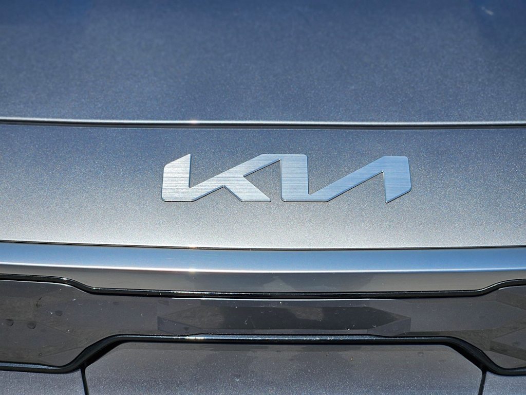 2023 Kia Niro Wind 25