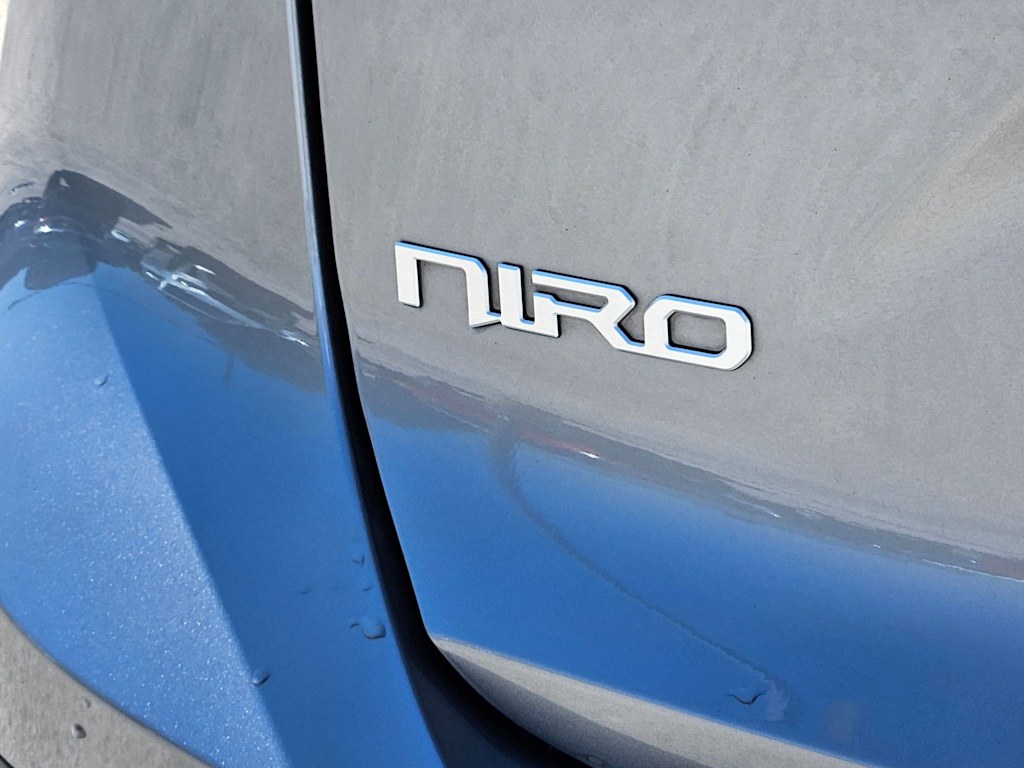 2023 Kia Niro Wind 7