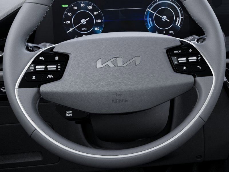 Thumbnail: 2024 Kia Niro - 24