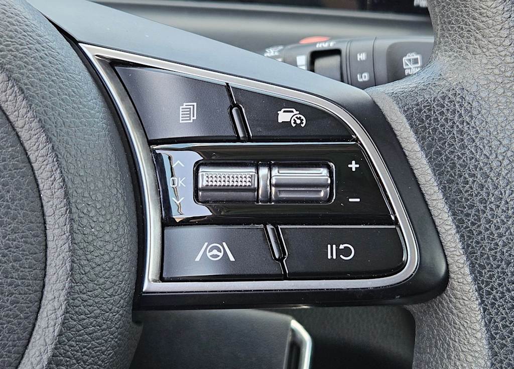 Thumbnail: 2024 Kia Seltos - 28