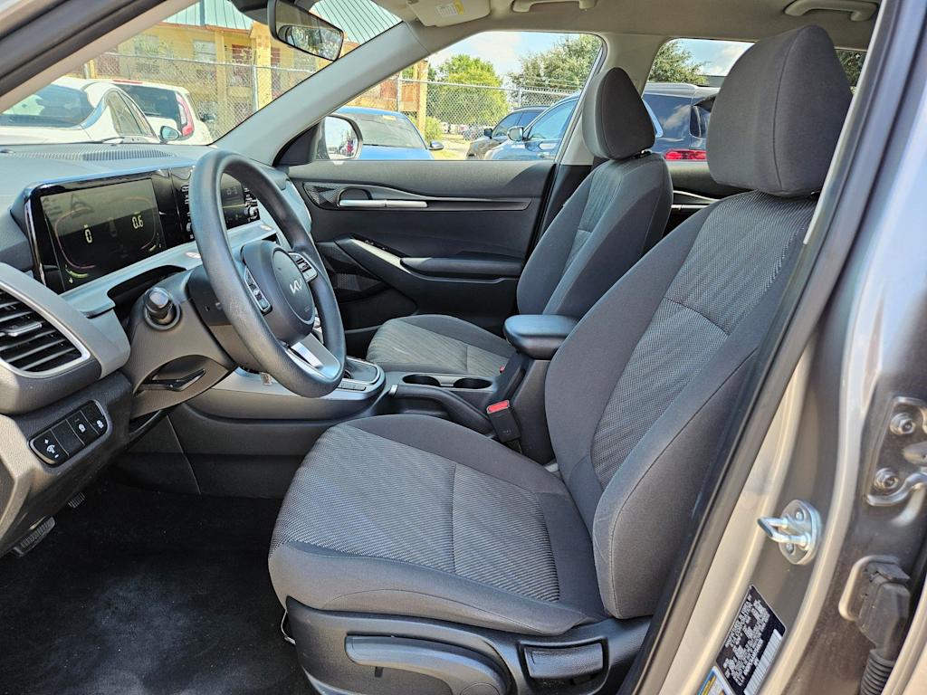 Thumbnail: 2024 Kia Seltos - 11