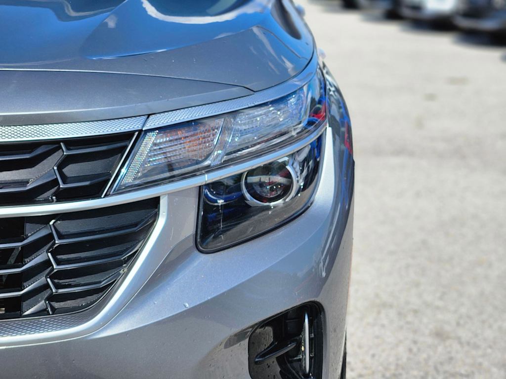 Thumbnail: 2024 Kia Seltos - 25