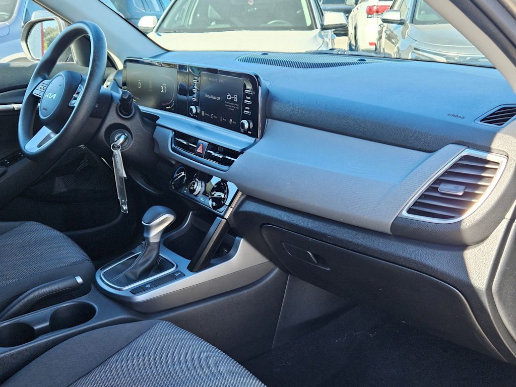 Thumbnail: 2024 Kia Seltos - 14