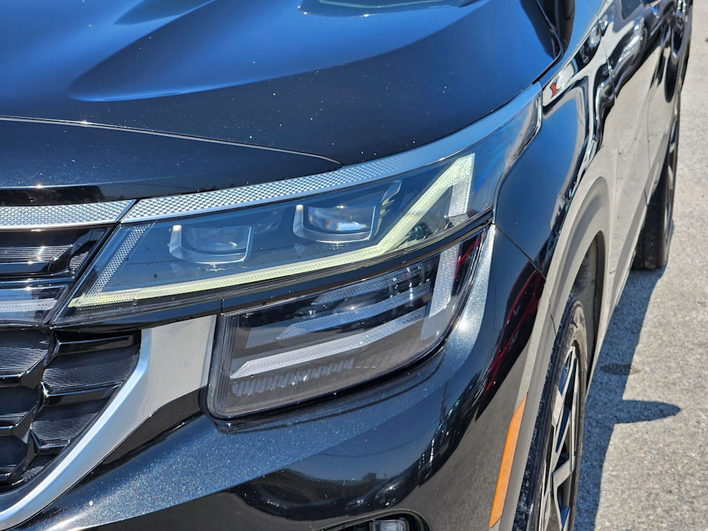 Thumbnail: 2024 Kia Seltos - 22