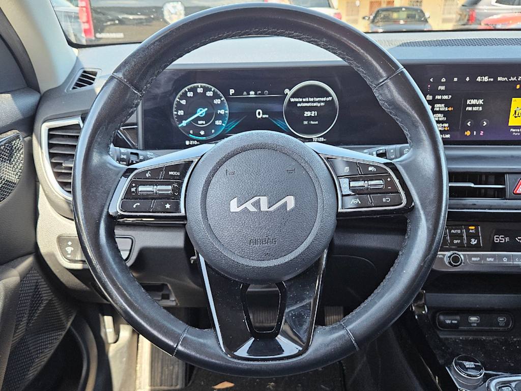 Thumbnail: 2024 Kia Seltos - 9