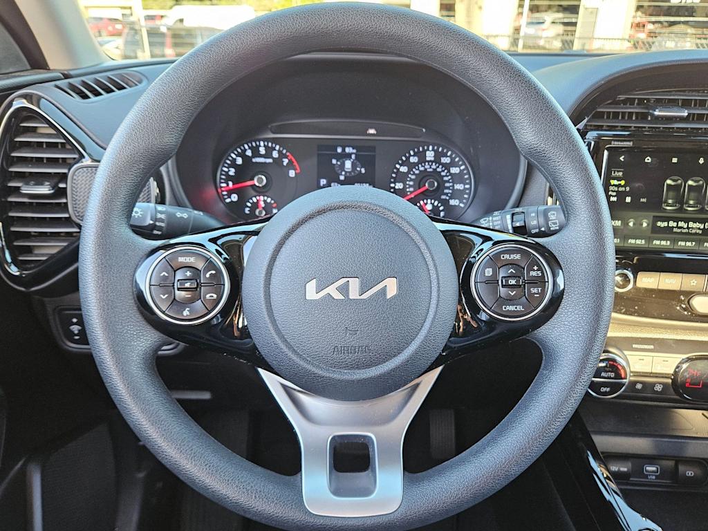 2022 Kia Soul S 12