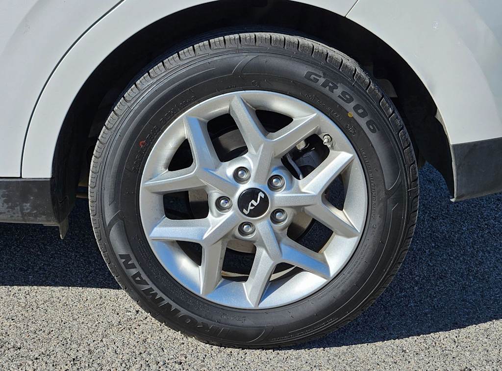 Thumbnail: 2024 Kia Soul - 7