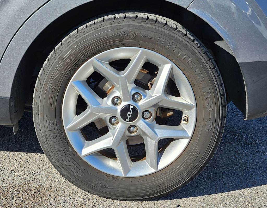 Thumbnail: 2022 Kia Soul - 8