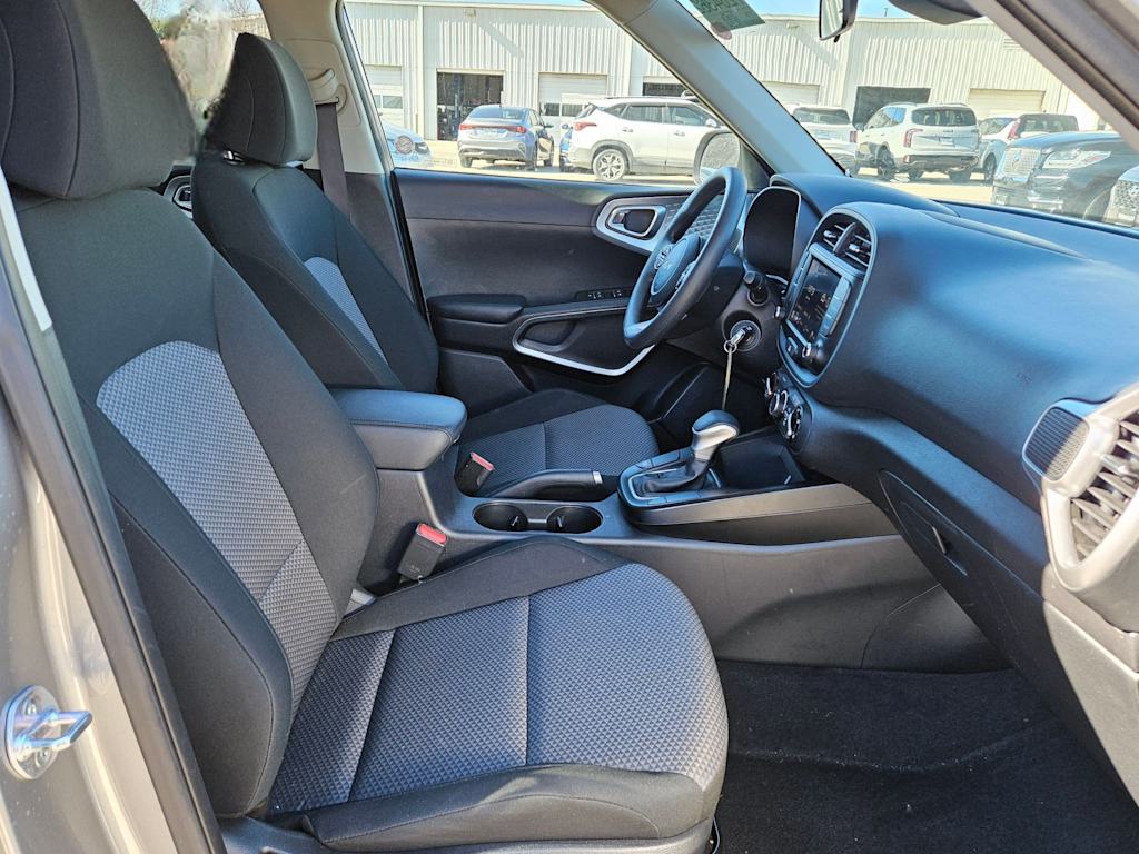 Thumbnail: 2024 Kia Soul - 11