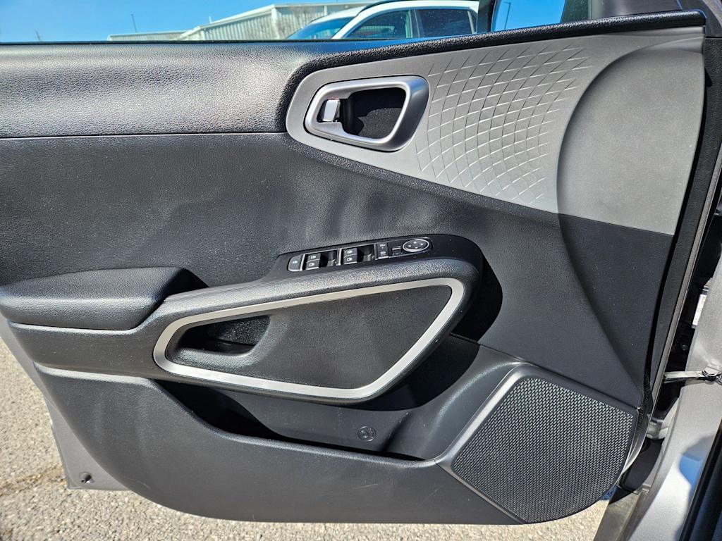 Thumbnail: 2024 Kia Soul - 27