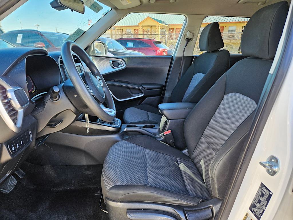 Thumbnail: 2024 Kia Soul - 9