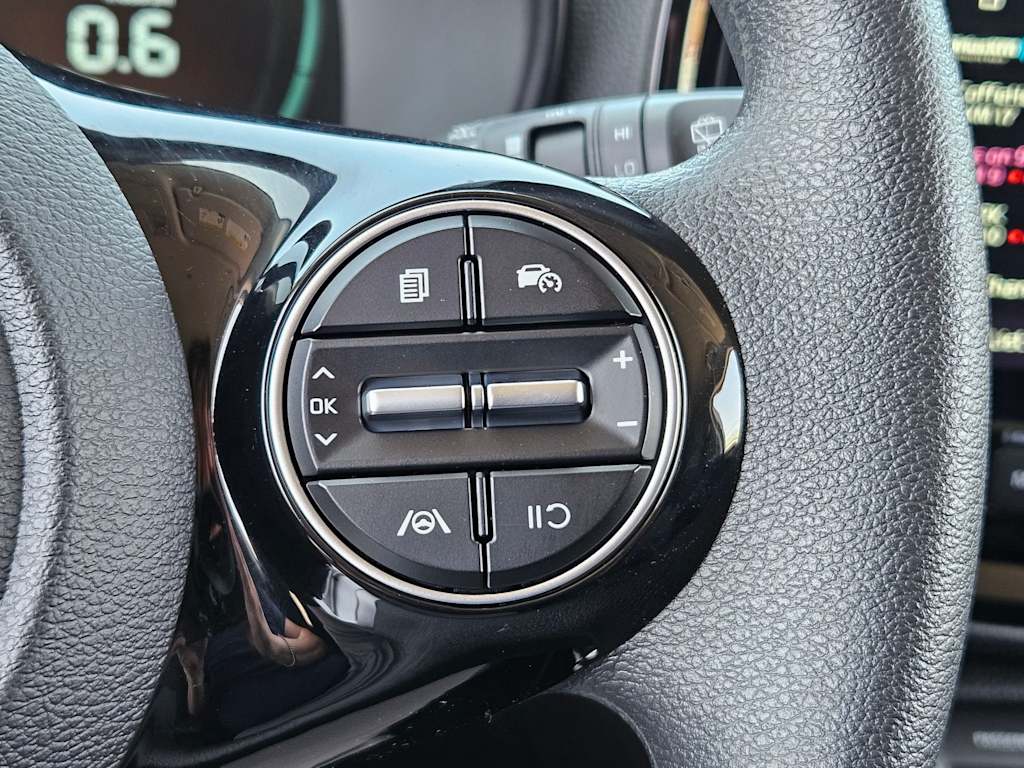 Thumbnail: 2023 Kia Soul - 27