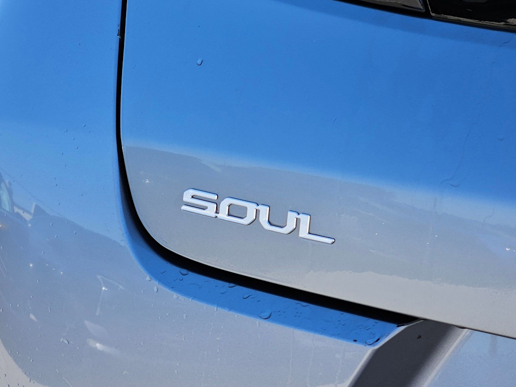 Thumbnail: 2023 Kia Soul - 7