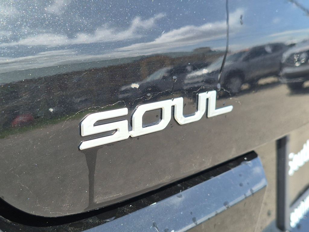 Thumbnail: 2024 Kia Soul - 6