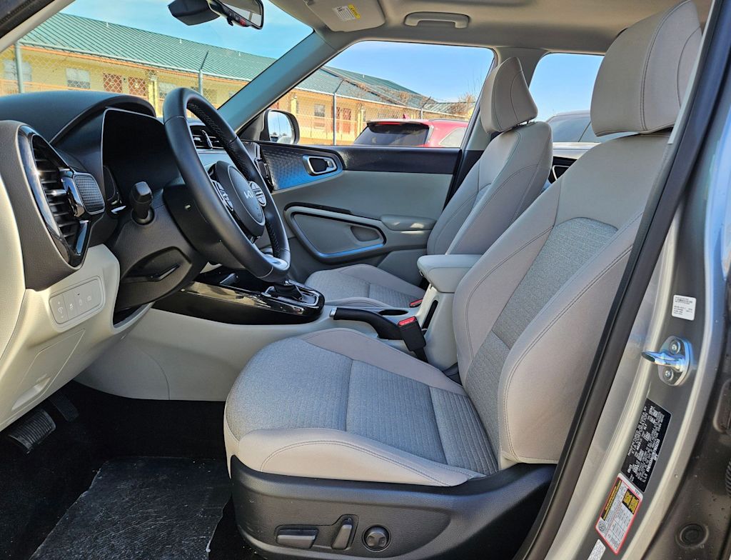 Thumbnail: 2024 Kia Soul - 9