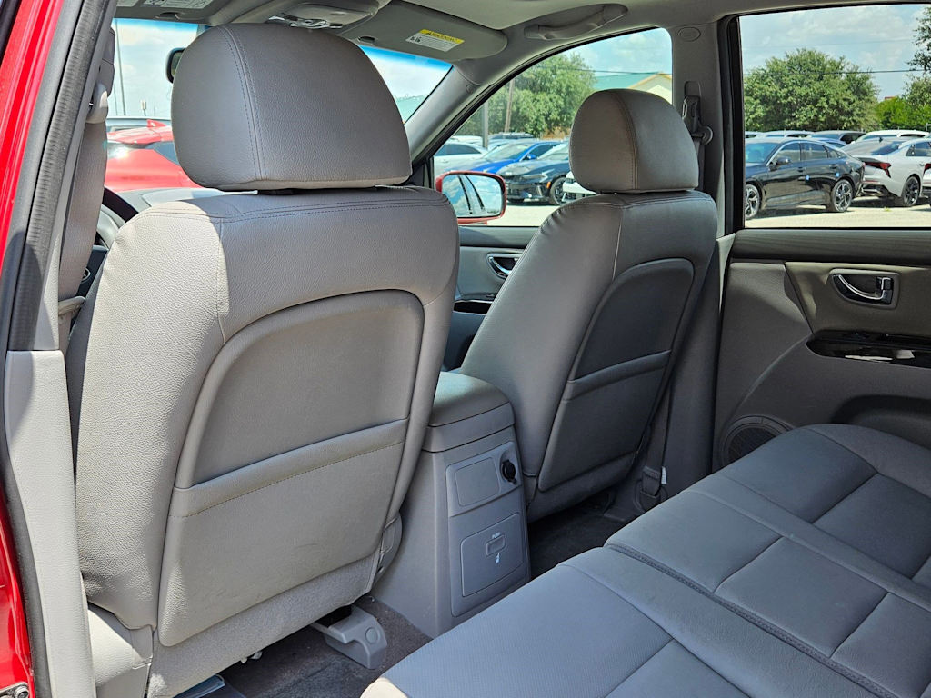 Thumbnail: 2008 Kia Sorento - 11