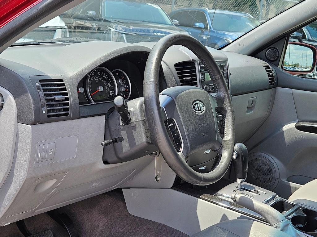 Thumbnail: 2008 Kia Sorento - 2