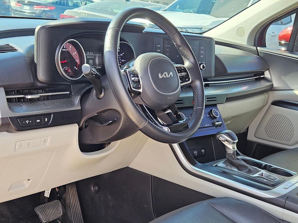 Thumbnail: 2023 Kia Carnival - 2