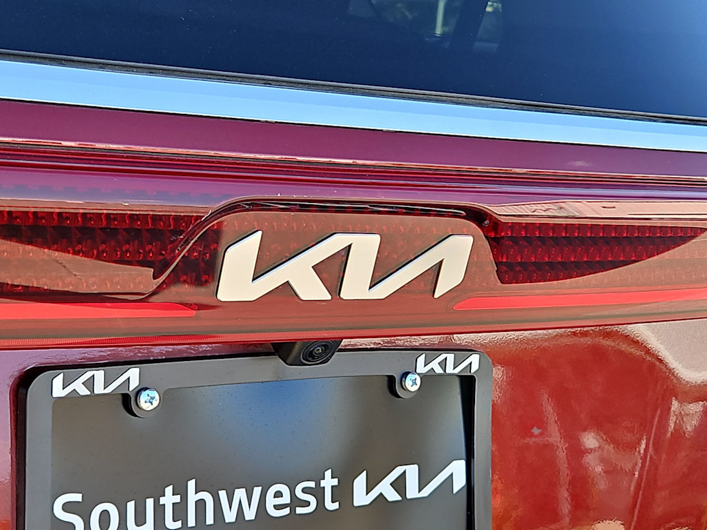 Thumbnail: 2023 Kia Carnival - 7