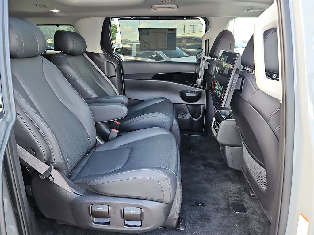 Thumbnail: 2025 Kia Carnival - 27