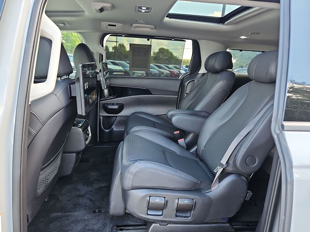 Thumbnail: 2025 Kia Carnival - 12