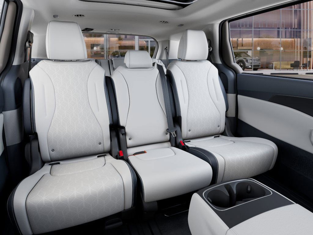 Thumbnail: 2026 Kia Carnival - 9