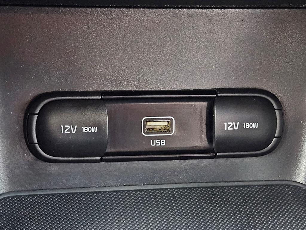 Thumbnail: 2022 Kia Sportage - 33