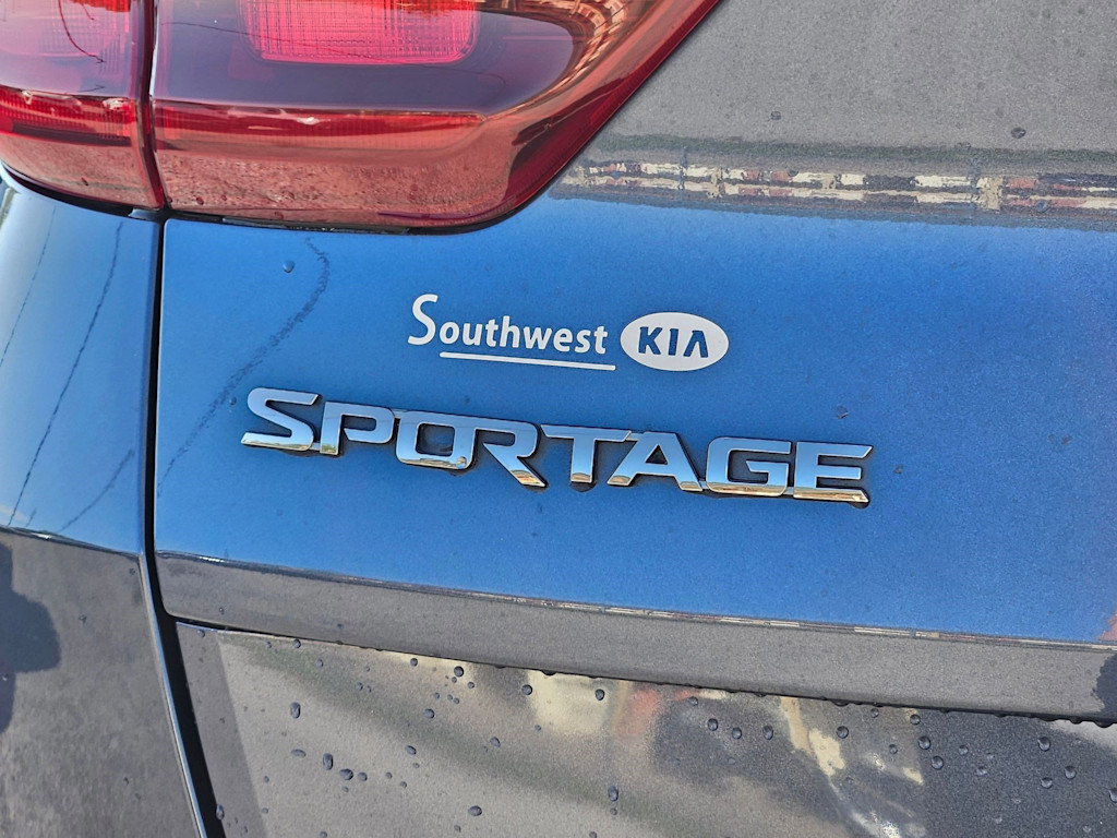 Thumbnail: 2021 Kia Sportage - 7