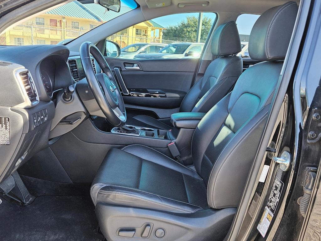 Thumbnail: 2022 Kia Sportage - 8