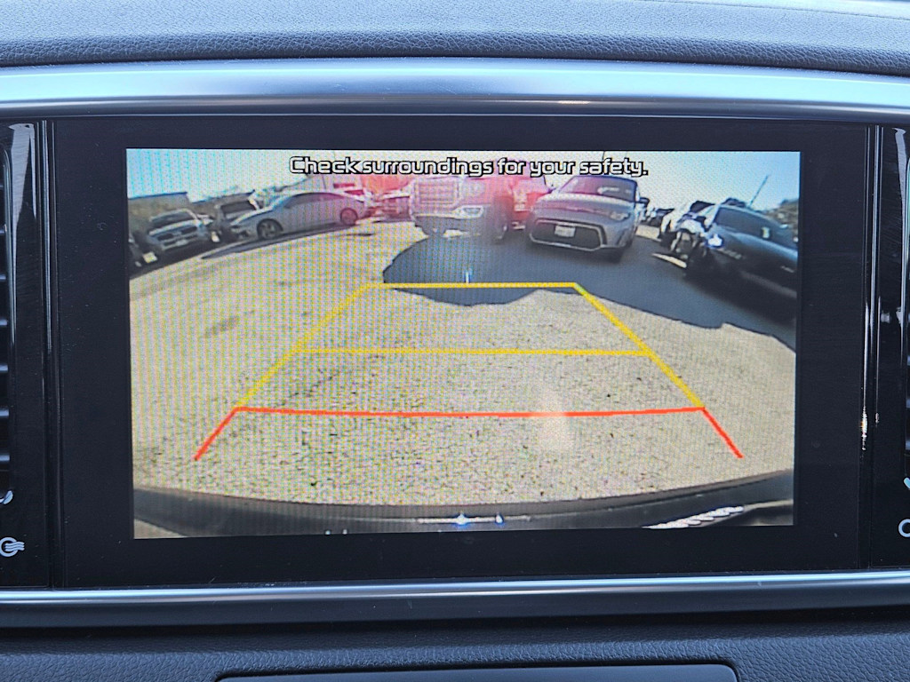 Thumbnail: 2022 Kia Sportage - 22