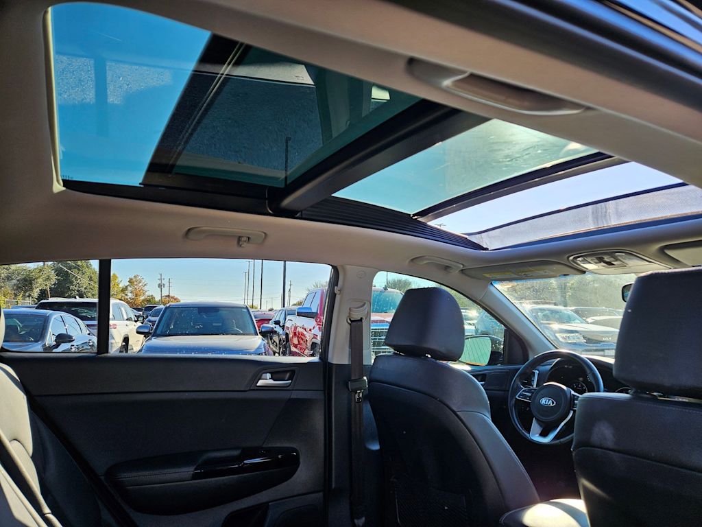 Thumbnail: 2022 Kia Sportage - 21