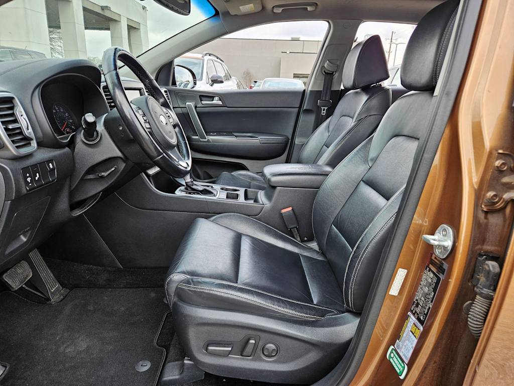 Thumbnail: 2017 Kia Sportage - 10