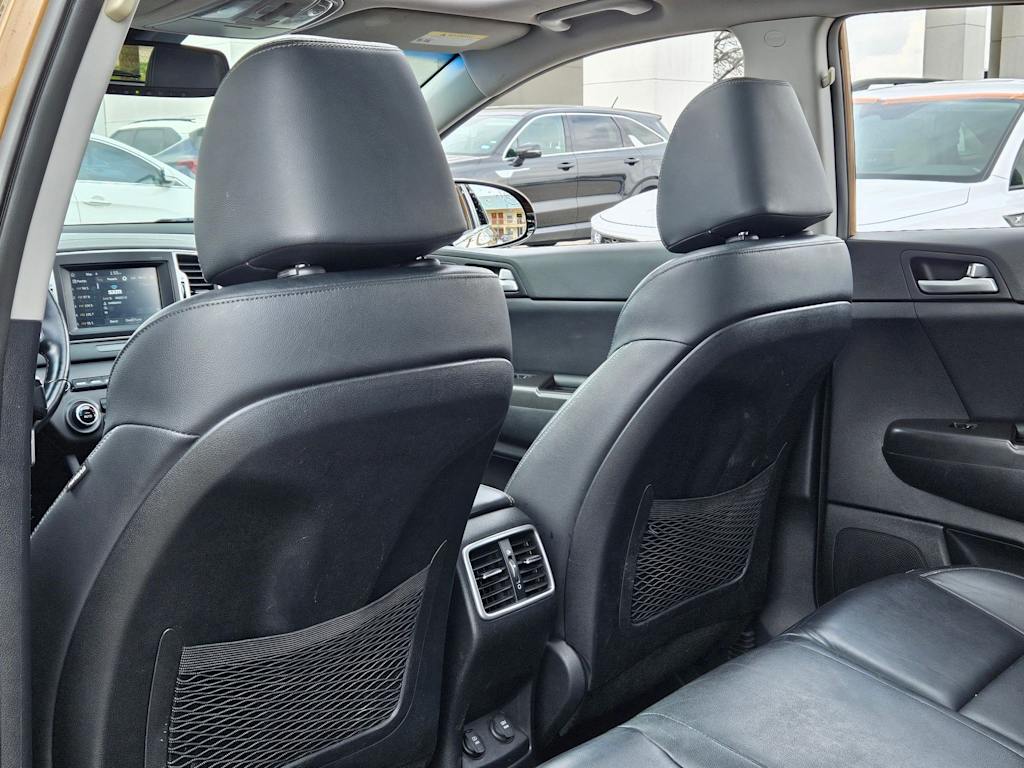 Thumbnail: 2017 Kia Sportage - 12