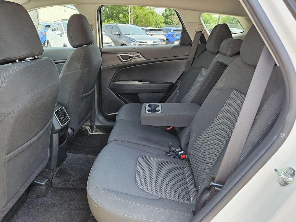 Thumbnail: 2023 Kia Sportage - 28