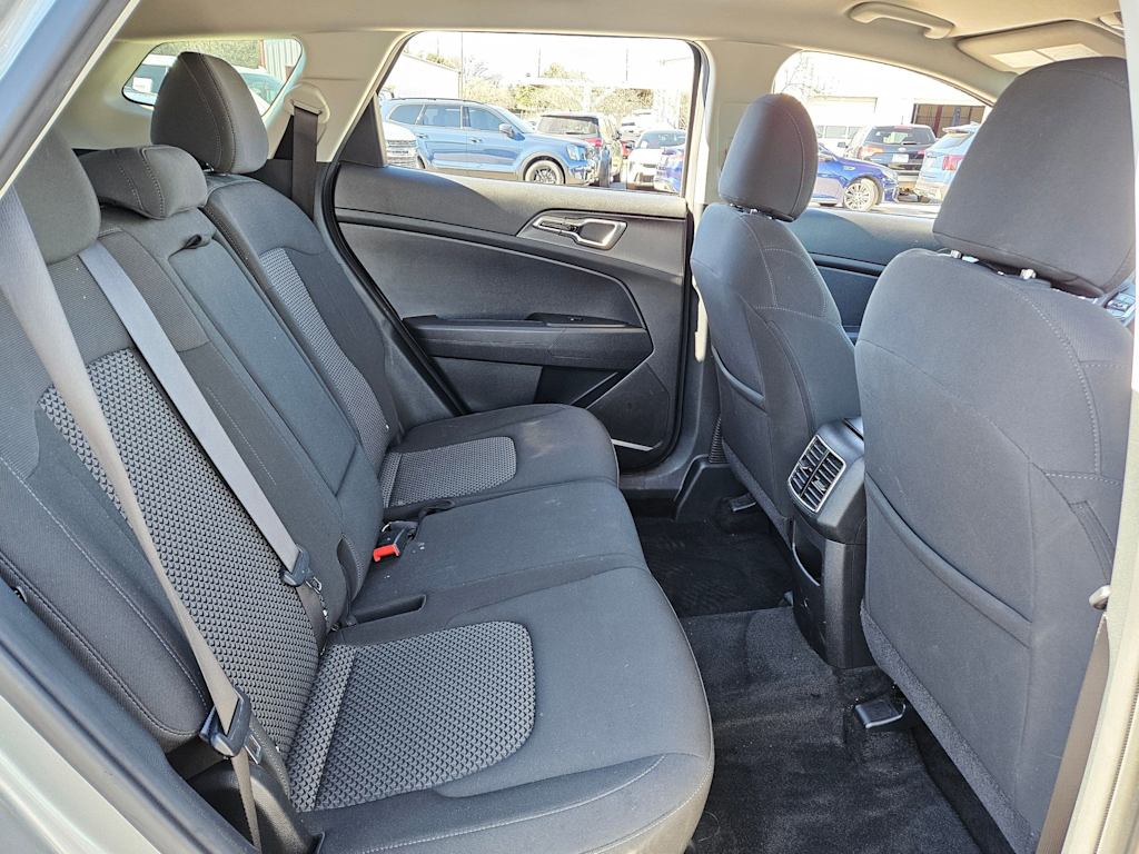 Thumbnail: 2024 Kia Sportage - 21