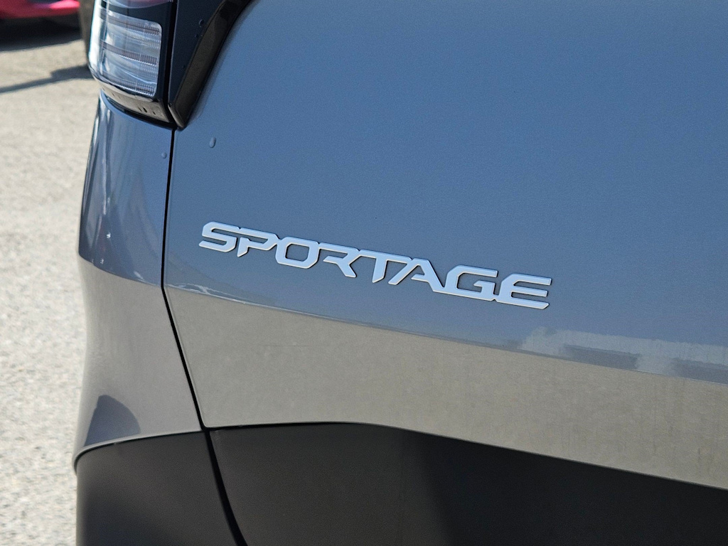 Thumbnail: 2025 Kia Sportage - 24