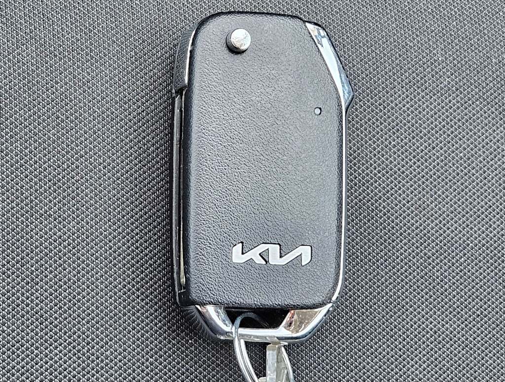 Thumbnail: 2023 Kia Sportage - 18