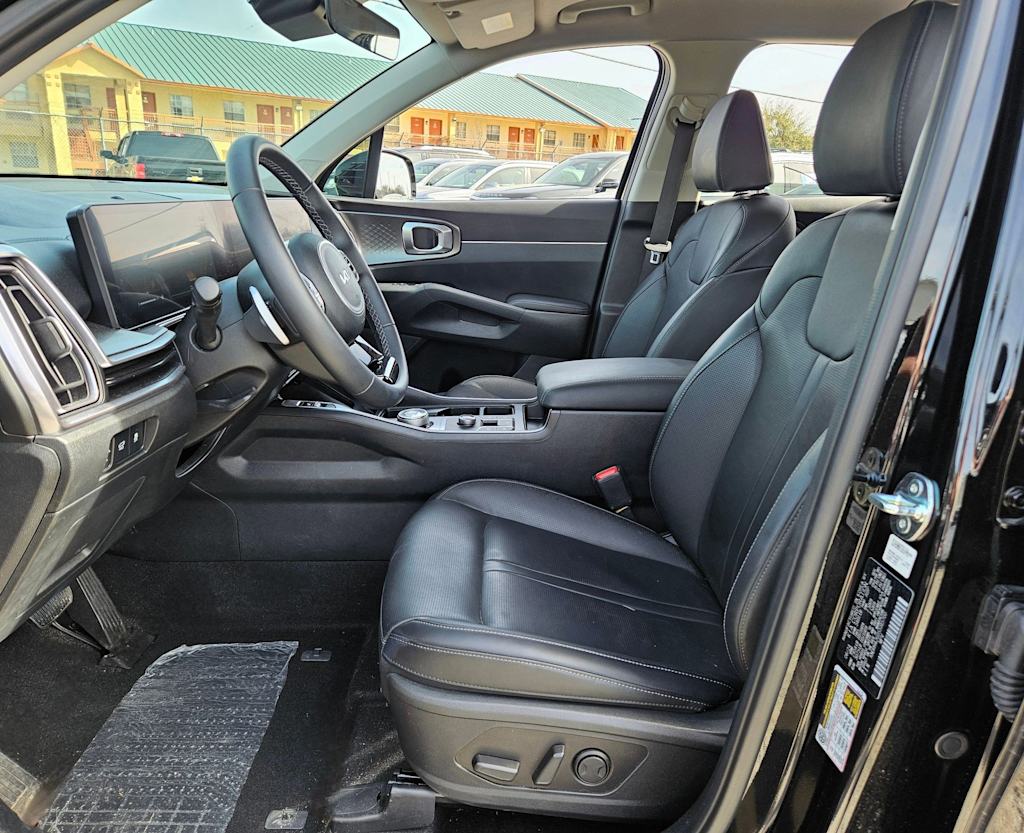 Thumbnail: 2025 Kia Sorento - 9